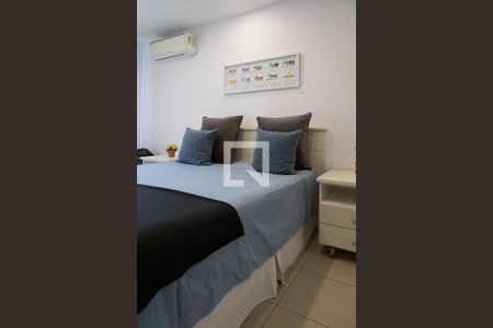 Casa à venda com 220m², 4 quartos e 3 vagas Casa à venda com 220m², 4 quartos e 3 vagasSuíte 2