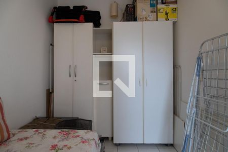 Casa à venda com 220m², 4 quartos e 3 vagas Casa à venda com 220m², 4 quartos e 3 vagasQuarto dependência