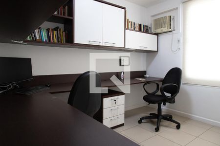 Casa à venda com 220m², 4 quartos e 3 vagas Casa à venda com 220m², 4 quartos e 3 vagasQuarto 2