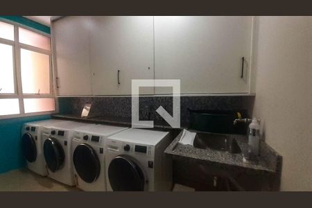 Apartamento à venda com 76m², 3 quartos e 2 vagasLavanderia