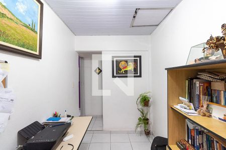 Casa à venda com 143m², 4 quartos e 2 vagasEscritório