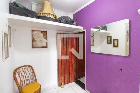 Casa à venda com 143m², 4 quartos e 2 vagasCorredor