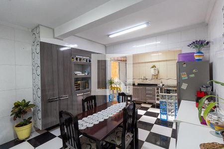 Casa à venda com 143m², 4 quartos e 2 vagasCozinha