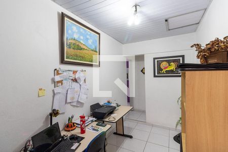 Casa à venda com 143m², 4 quartos e 2 vagasEscritório