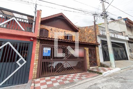 Casa à venda com 143m², 4 quartos e 2 vagasFachada