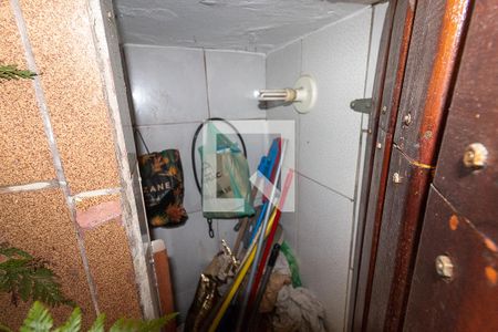 Casa à venda com 143m², 4 quartos e 2 vagasCorredor