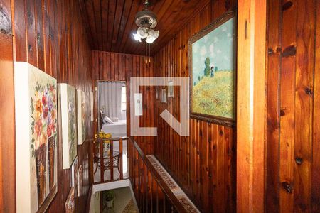 Casa à venda com 143m², 4 quartos e 2 vagasCorredor