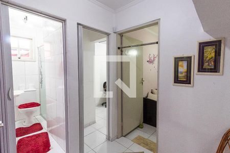 Casa à venda com 143m², 4 quartos e 2 vagasCorredor