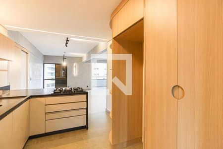 Apartamento à venda com 134m², 2 quartos e 2 vagas Apartamento à venda com 134m², 2 quartos e 2 vagasCozinha