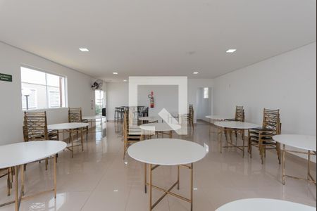 Apartamento à venda com 45m², 2 quartos e 1 vaga Apartamento à venda com 45m², 2 quartos e 1 vagaÁrea comum - Salão de festas