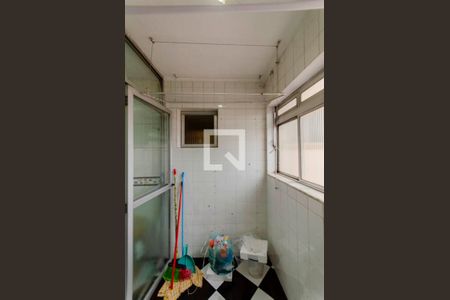 Apartamento à venda com 72m², 3 quartos e 1 vagaÁrea de Serviço