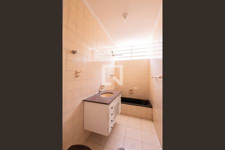 Casa à venda com 100m², 2 quartos e sem vagaBanheiro Social