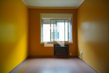 Quarto 2 de apartamento para alugar com 2 quartos, 60m² em Jardim Itu, Porto Alegre
