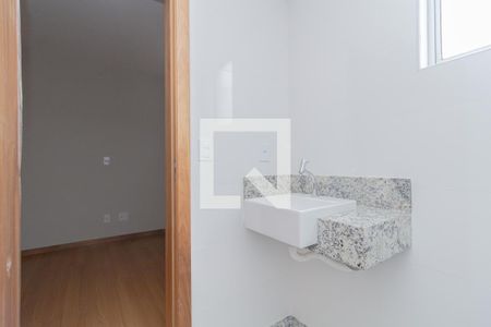 Apartamento à venda com 57m², 2 quartos e 2 vagas Apartamento à venda com 57m², 2 quartos e 2 vagasBanheiro