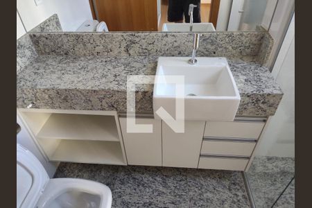Apartamento à venda com 57m², 2 quartos e 2 vagas Apartamento à venda com 57m², 2 quartos e 2 vagasBanheiro