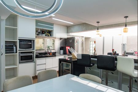 Casa para alugar com 202m², 3 quartos e 4 vagas Casa para alugar com 202m², 3 quartos e 4 vagasCozinha