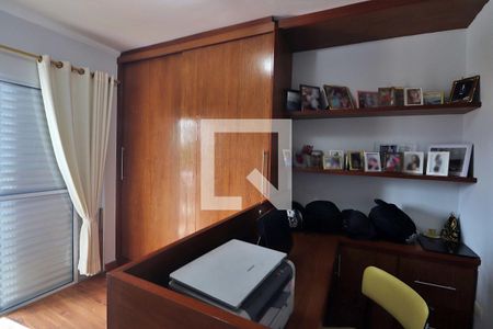 Apartamento à venda com 200m², 3 quartos e 2 vagasQuarto 2