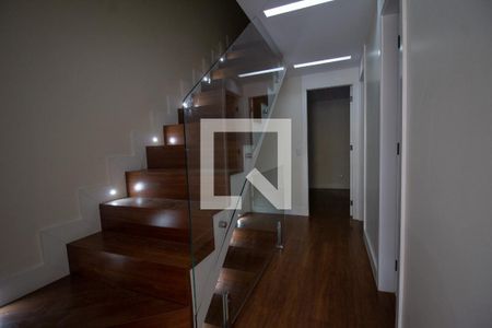 Corredor de casa de condomínio para alugar com 3 quartos, 150m² em Vargem Pequena, Rio de Janeiro