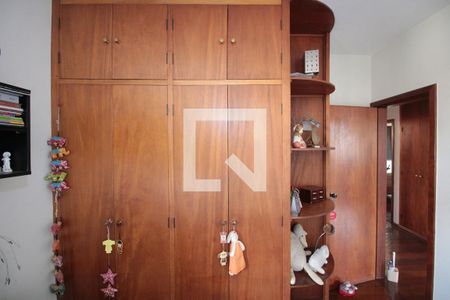 Casa à venda com 285m², 4 quartos e 4 vagasQuarto 3