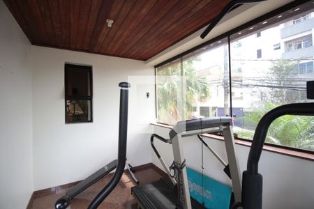 Casa à venda com 285m², 4 quartos e 4 vagasVaranda 