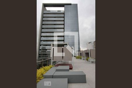 Studio à venda com 30m², 1 quarto e sem vaga Studio à venda com 30m², 1 quarto e sem vagaÁrea comum