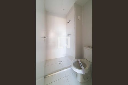 Studio à venda com 34m², 1 quarto e sem vaga Studio à venda com 34m², 1 quarto e sem vagaBanheiro