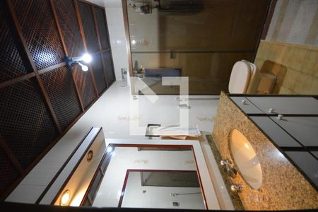 Apartamento à venda com 200m², 3 quartos e 2 vagasBanheiro  da Suite 1