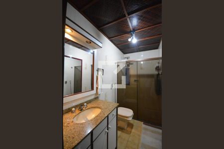 Apartamento à venda com 200m², 3 quartos e 2 vagasBanheiro de serviço