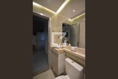 Apartamento à venda com 200m², 3 quartos e 2 vagasBanheiro da cobertura