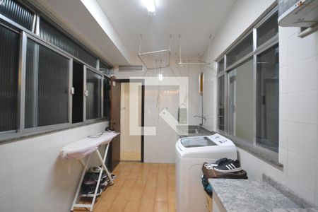 Apartamento à venda com 200m², 3 quartos e 2 vagasÁrea de Serviço