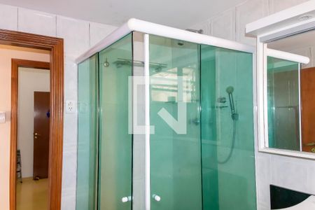 Casa à venda com 300m², 4 quartos e 1 vaga Casa à venda com 300m², 4 quartos e 1 vagaBanheiro