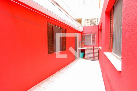 Casa à venda com 104m², 3 quartos e 2 vagas Casa à venda com 104m², 3 quartos e 2 vagasQuintal