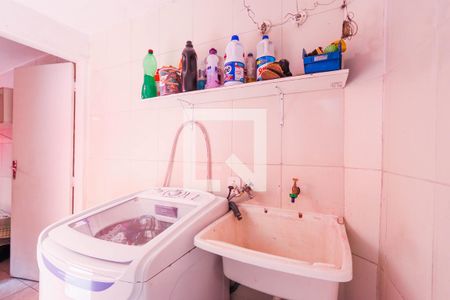 Casa à venda com 104m², 3 quartos e 2 vagas Casa à venda com 104m², 3 quartos e 2 vagasÁrea de Serviço