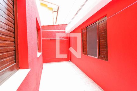 Casa à venda com 104m², 3 quartos e 2 vagas Casa à venda com 104m², 3 quartos e 2 vagasQuintal