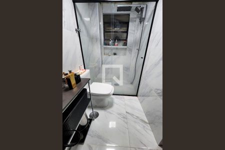 Apartamento à venda com 42m², 1 quarto e 1 vagaBanheiro 2