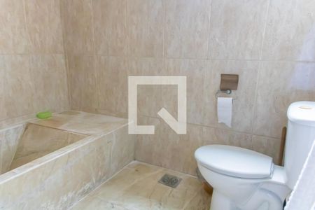 Casa à venda com 289m², 3 quartos e 3 vagas Casa à venda com 289m², 3 quartos e 3 vagasBanheiro da Suíte 2