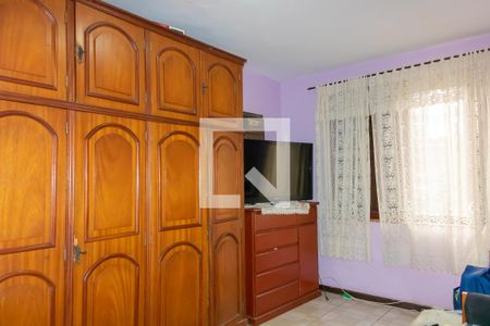 Casa à venda com 289m², 3 quartos e 3 vagas Casa à venda com 289m², 3 quartos e 3 vagasQuarto 3