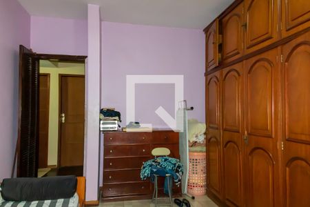 Casa à venda com 289m², 3 quartos e 3 vagas Casa à venda com 289m², 3 quartos e 3 vagasQuarto 3