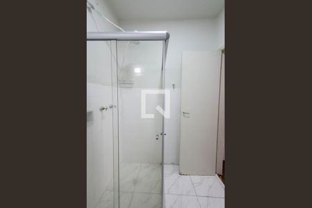 Banheiro de apartamento para alugar com 1 quarto, 50m² em Centro, Belo Horizonte