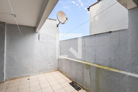 Casa à venda com 120m², 3 quartos e 2 vagas Casa à venda com 120m², 3 quartos e 2 vagasCasa 2  - Área de serviço 2