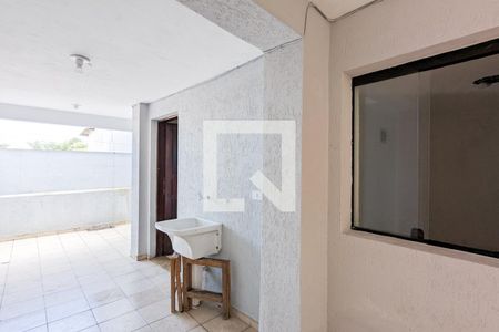 Casa à venda com 120m², 3 quartos e 2 vagas Casa à venda com 120m², 3 quartos e 2 vagasCasa 2  - Área de serviço 2
