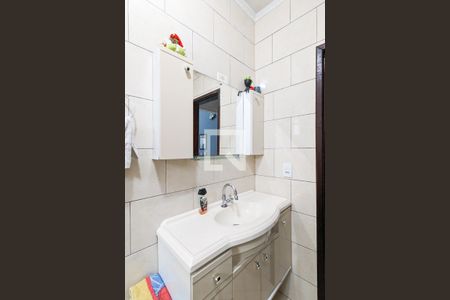 Casa à venda com 120m², 3 quartos e 2 vagas Casa à venda com 120m², 3 quartos e 2 vagasBanheiro 1