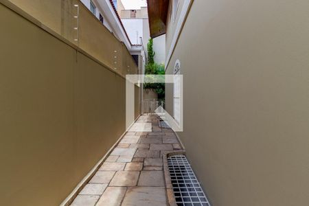Casa à venda com 250m², 3 quartos e 4 vagas Casa à venda com 250m², 3 quartos e 4 vagasQuintal