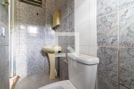 Banheiro da Suíte de casa para alugar com 2 quartos, 100m² em Jardim Nossa Senhora do Carmo, São Paulo