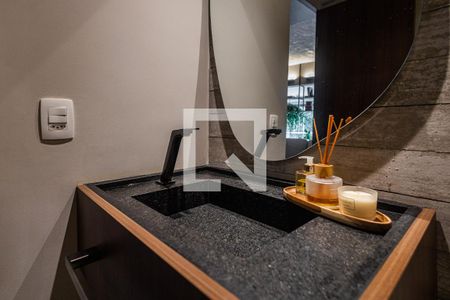 Lavabo de apartamento para alugar com 2 quartos, 118m² em Cerqueira César, São Paulo