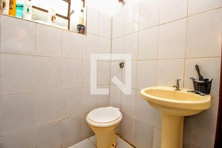 Casa à venda com 394m², 3 quartos e 1 vagaBanheiro 2