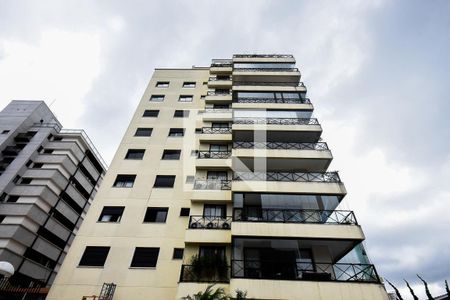 Apartamento para alugar com 200m², 2 quartos e 3 vagas Apartamento para alugar com 200m², 2 quartos e 3 vagasFachada
