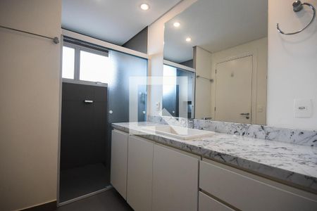 Apartamento para alugar com 200m², 2 quartos e 3 vagas Apartamento para alugar com 200m², 2 quartos e 3 vagasBanheiro suíte 2