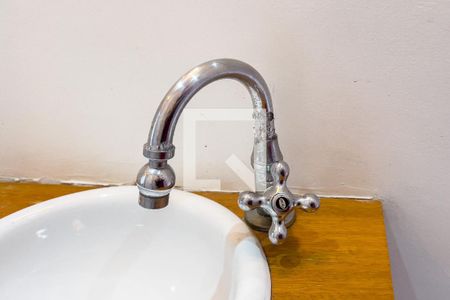Lavabo de apartamento à venda com 2 quartos, 70m² em Moema, São Paulo