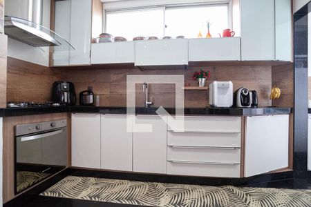 Apartamento à venda com 228m², 4 quartos e 2 vagasCozinha